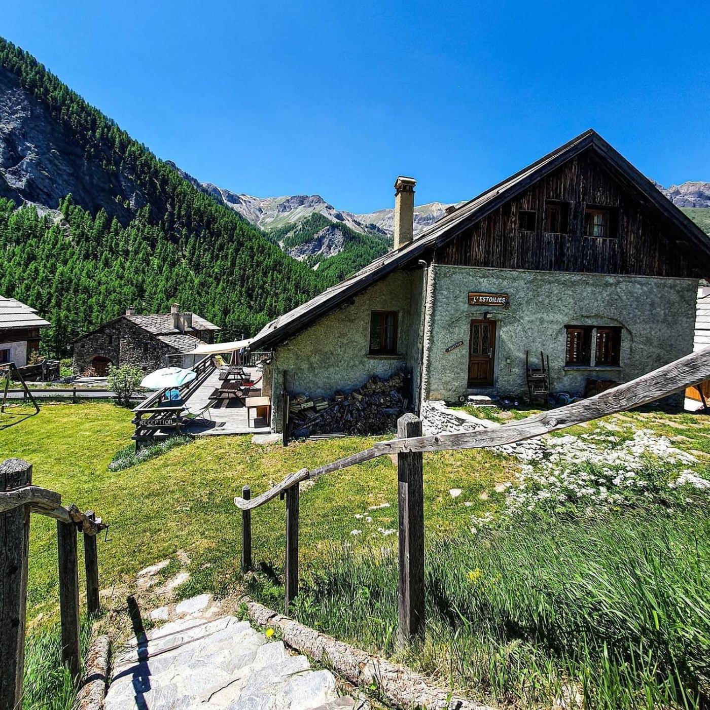 Auberge L'Estoilies Saint-Vérand Dış mekan fotoğraf